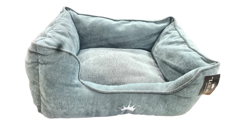 Luxury Pet Bed 48x35x25cm