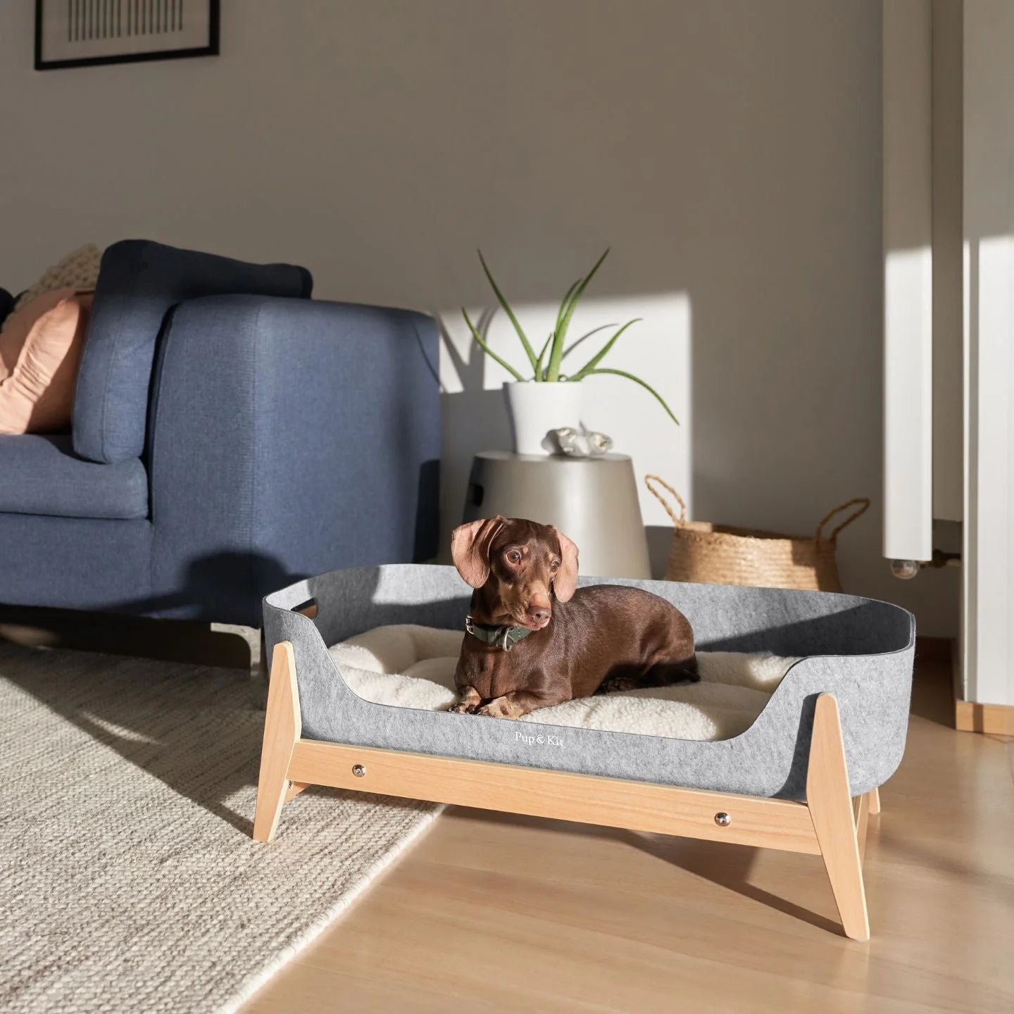 PetNest Full Bed Kit with Raised Stand in Natural Wood