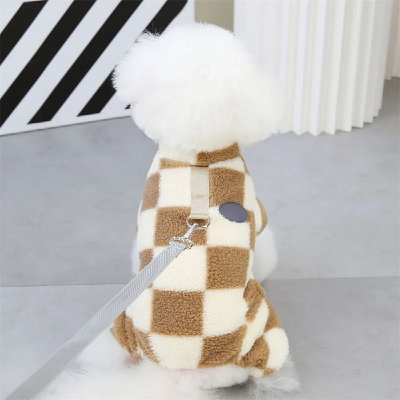 Checkered Fleece Dog Jacket – Bold Style and Warmth for Winter Walks