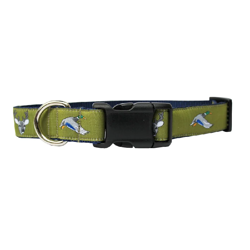 Mossy Green Ducks and Bucks Dog Collar